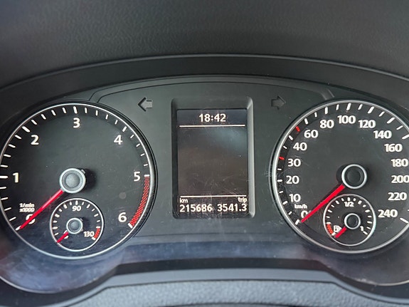 Volkswagen Sharan 9 of 30