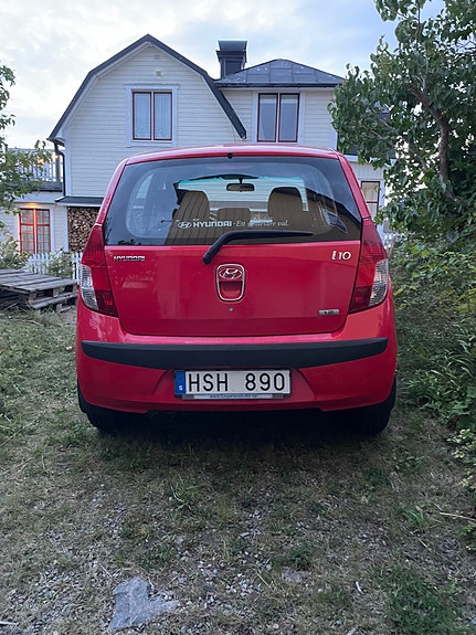 Hyundai i10 3 of 5