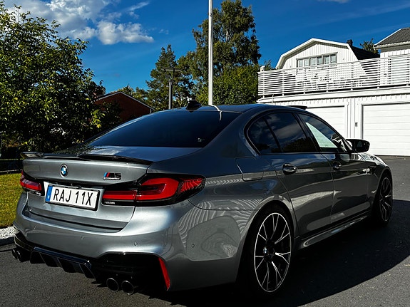 BMW M5 11 of 19