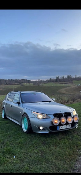 BMW 530d 2 of 10