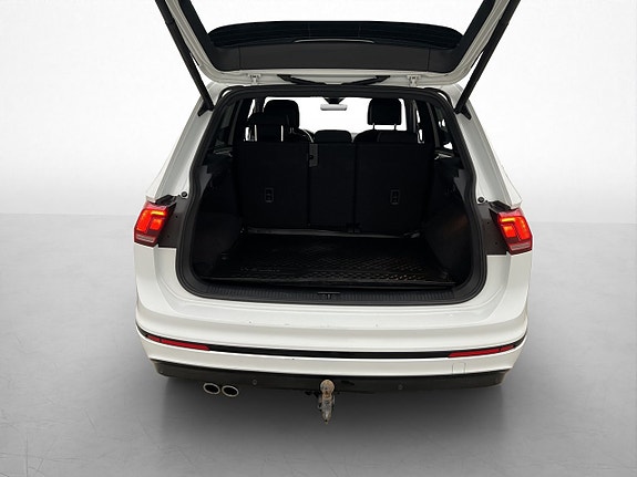 Volkswagen Tiguan 9 of 30