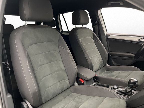 Volkswagen Tiguan 10 of 30