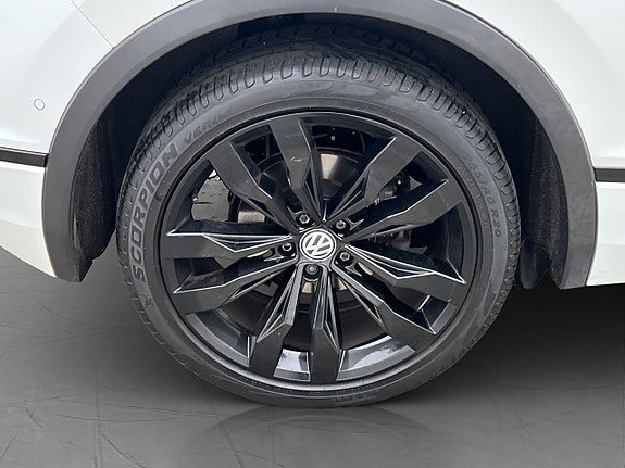 Volkswagen Tiguan 29 of 30