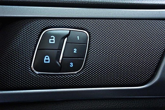 Ford Mondeo 15 of 22