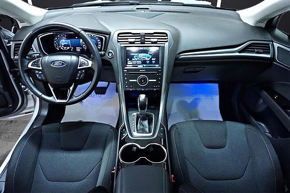 Ford Mondeo 11 of 22