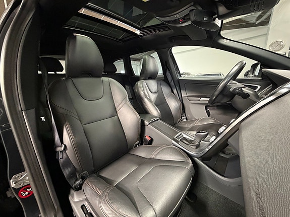 Volvo XC60 26 of 29