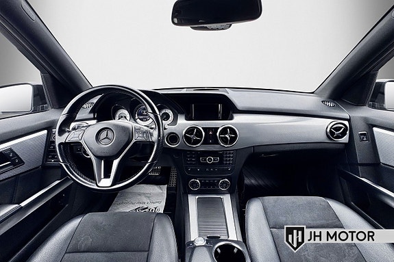 Mercedes-Benz GLK220 15 of 19