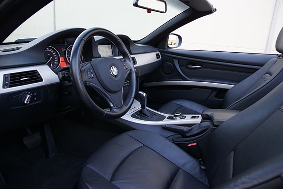 BMW 330d 17 of 25