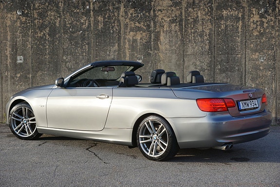 BMW 330d 6 of 25
