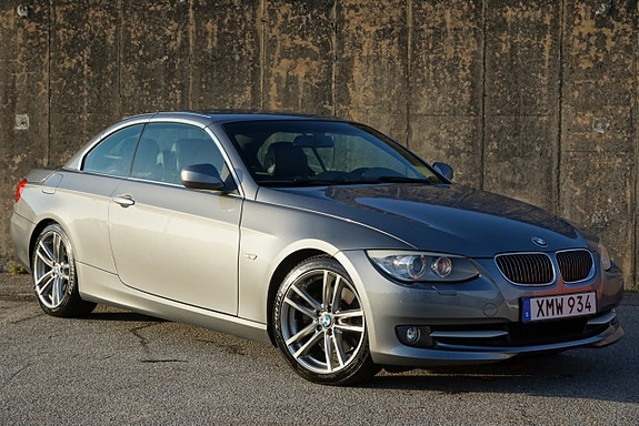 BMW 330d 2 of 25