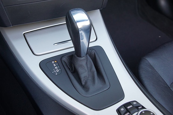 BMW 330d 22 of 25