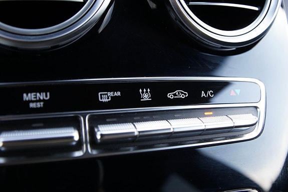Mercedes-Benz GLC220 d 21 of 26