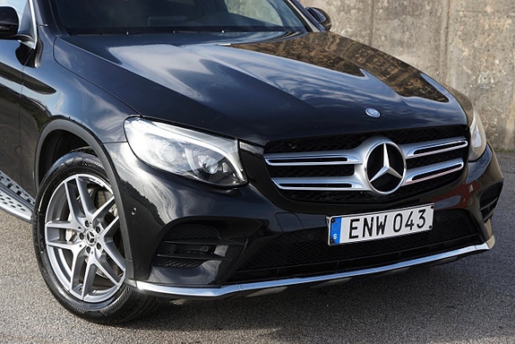 Mercedes-Benz GLC220 d 3 of 26