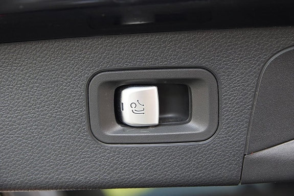 Mercedes-Benz GLC220 d 24 of 26