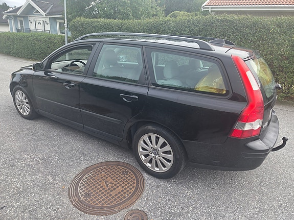 Volvo V50 17 of 25