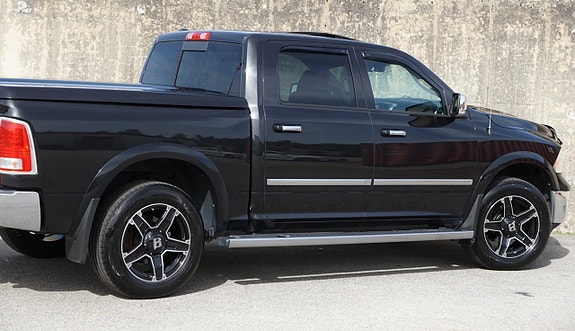 Dodge RAM 1500 12 of 26