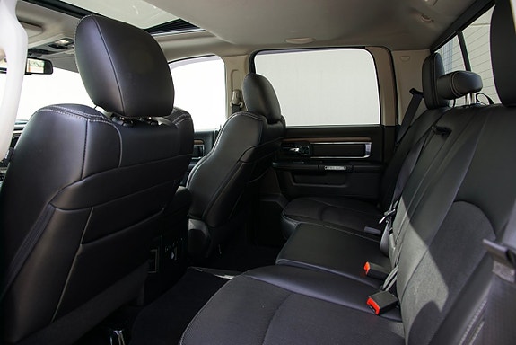 Dodge RAM 1500 14 of 26