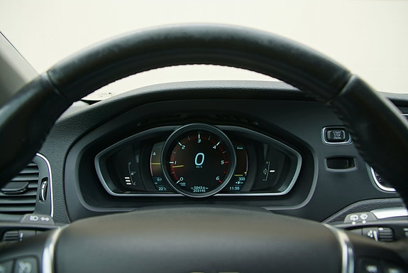 Volvo V40 Cross Country 16 of 21