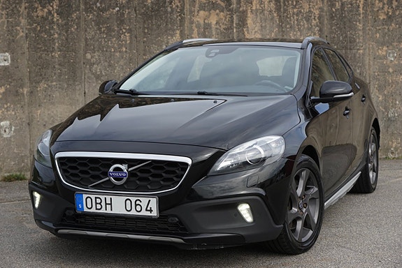 Volvo V40 Cross Country 8 of 21