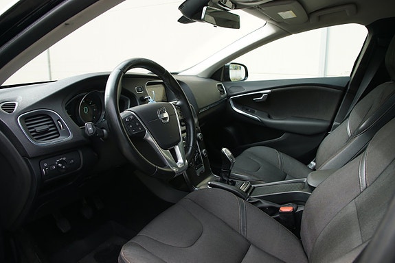Volvo V40 Cross Country 15 of 21