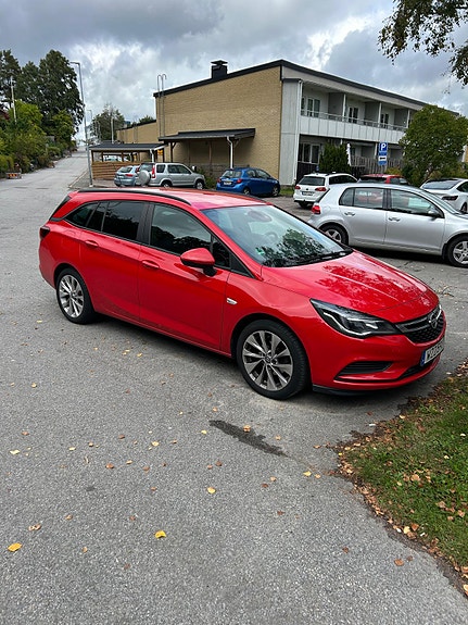 Opel Astra 2 of 11