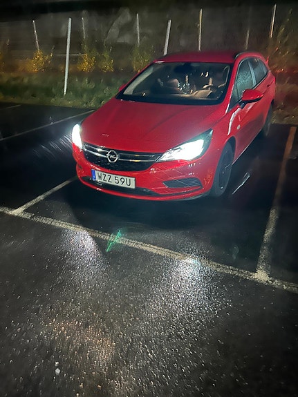 Opel Astra 4 of 11