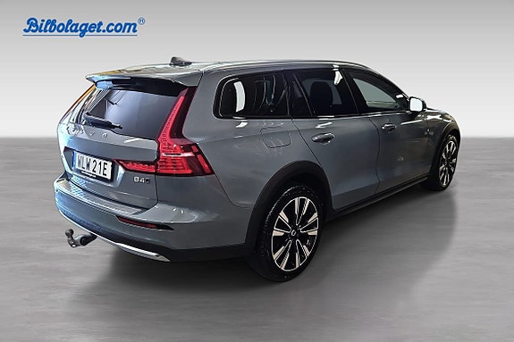 Volvo V60 Cross Country 5 of 14