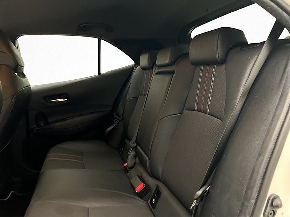 Toyota Corolla 24 of 29