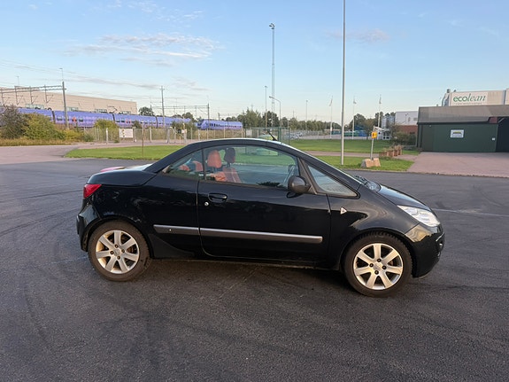 Mitsubishi Colt 4 of 9