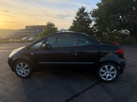 Mitsubishi Colt 7 of 9