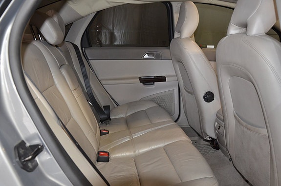 Volvo S40 16 of 21
