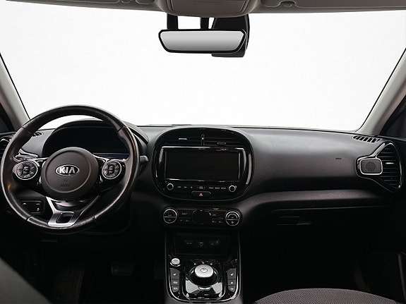 Kia e-Soul 12 of 30
