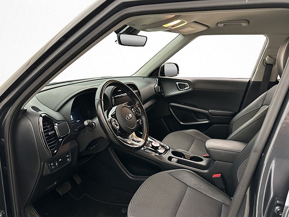 Kia e-Soul 10 of 30