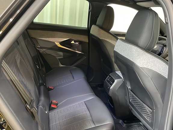 Peugeot 3008 10 of 18