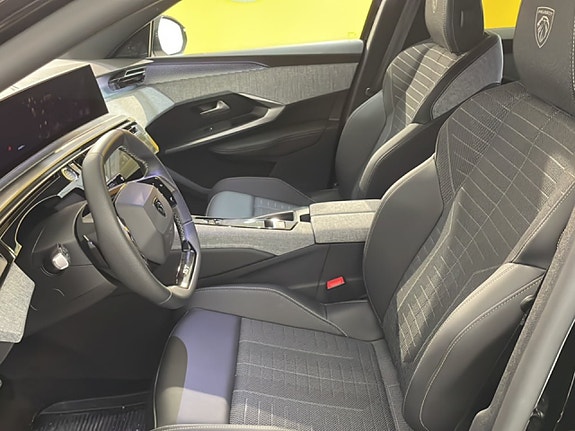 Peugeot 3008 6 of 18