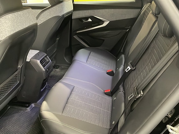 Peugeot 3008 7 of 18