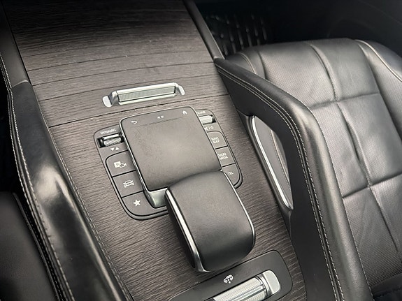 Mercedes-Benz GLE350 de 30 of 30