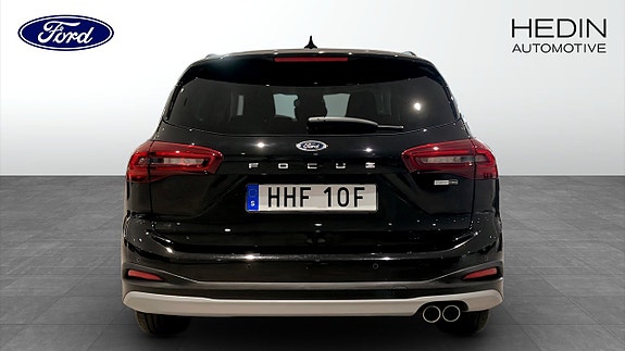 Ford Focus 7 of 12
