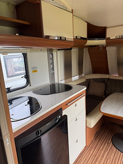 Adria Adora 542 UT 9 of 13