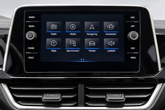 Volkswagen T-Roc 17 of 17