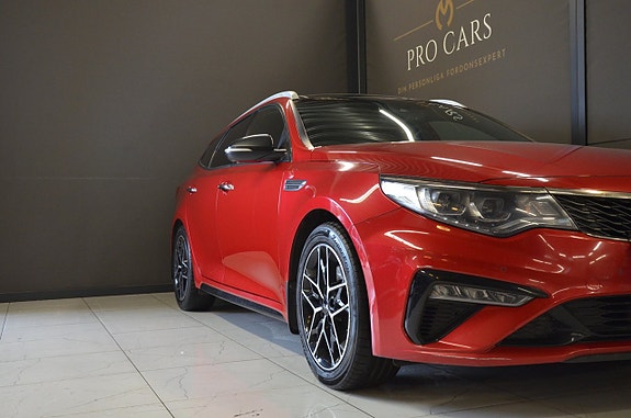 Kia Optima 2 of 20