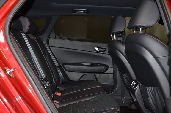Kia Optima 9 of 20