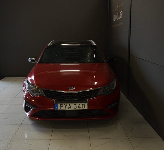 Kia Optima 7 of 20