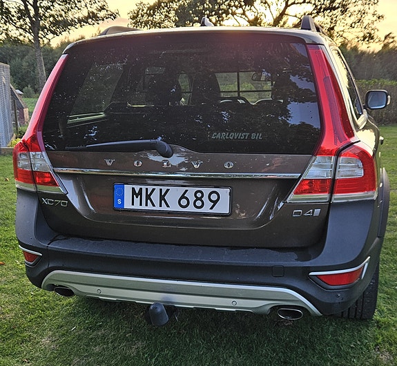 Volvo XC70 4 of 9