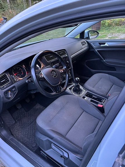 Volkswagen Golf VII 4 of 4