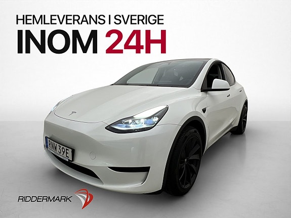 Tesla Model Y 4 of 30