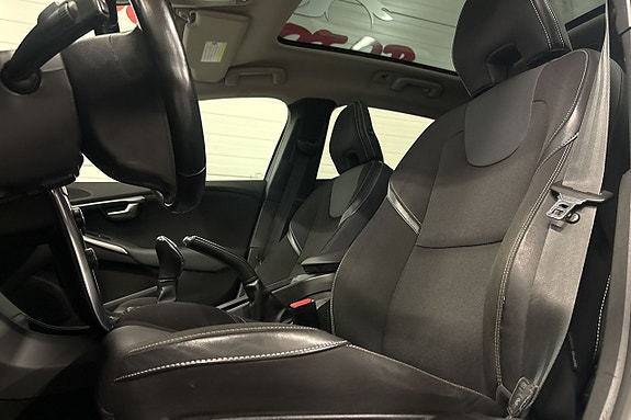 Volvo V40 18 of 18