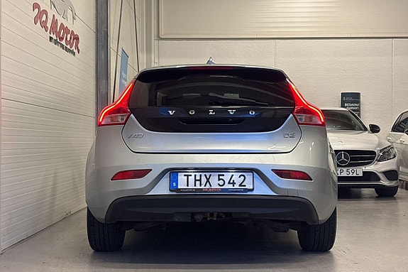 Volvo V40 6 of 18