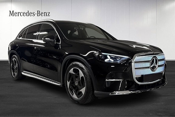 Mercedes-Benz GLC300 2 of 21