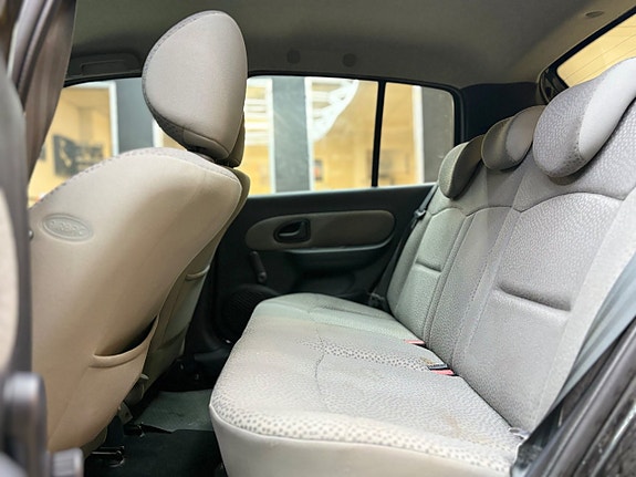 Renault Clio 10 of 18